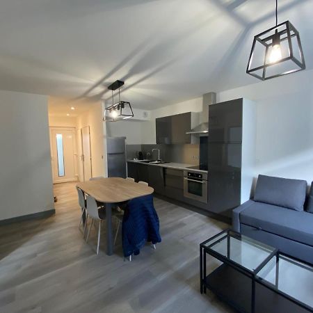Residence Avec Un T3 Un T2 Et Un Studio En Centre Ville D Argelès-Gazost Buitenkant foto